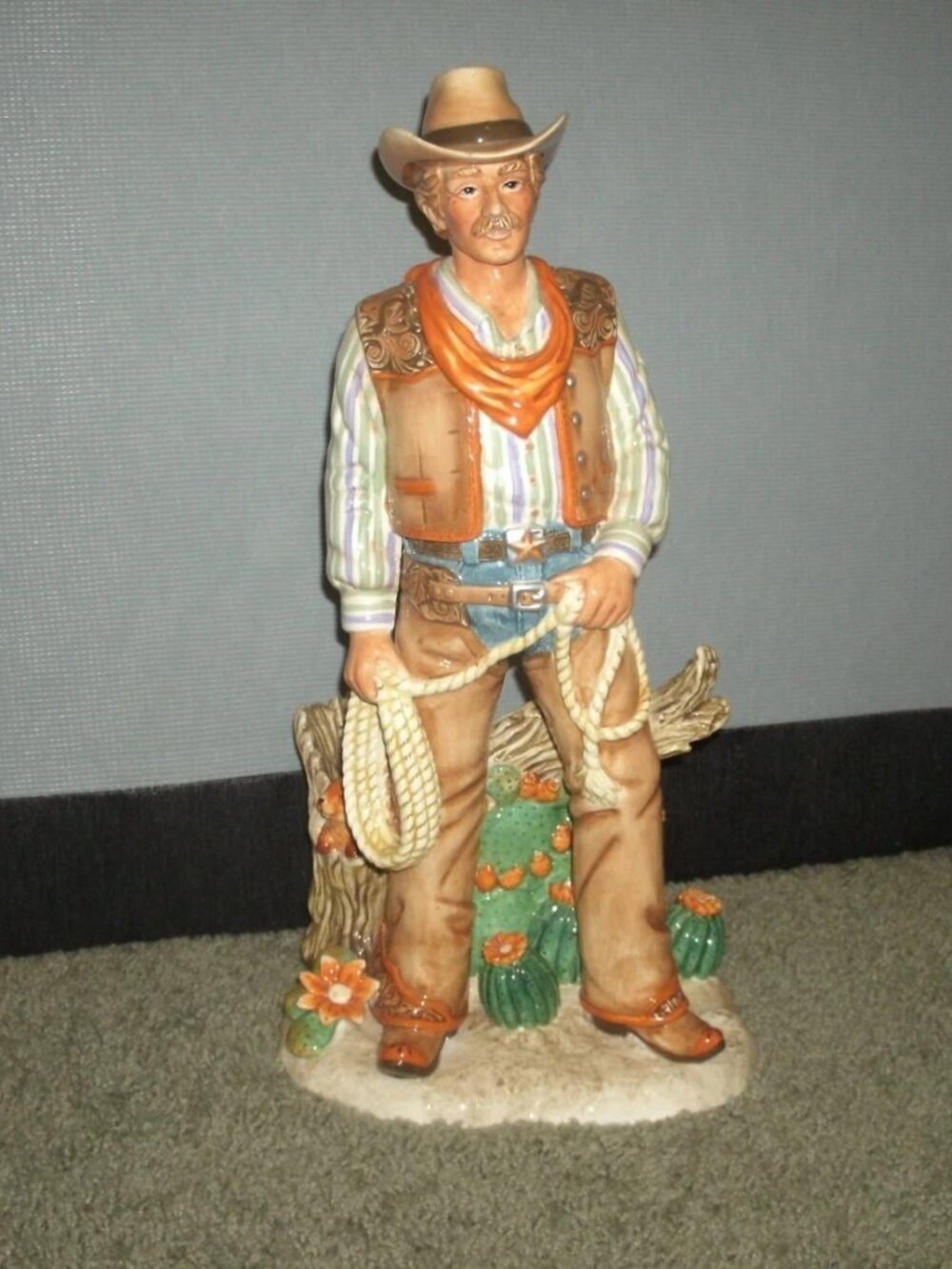 Fitz and Floyd Lantana Cowboy Statue